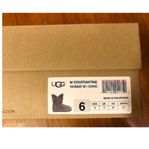 NEW IN BOX UGG AUSTRALIA CONSTANTINE WOMEN'S BOOTS - Picture 6 of 7
